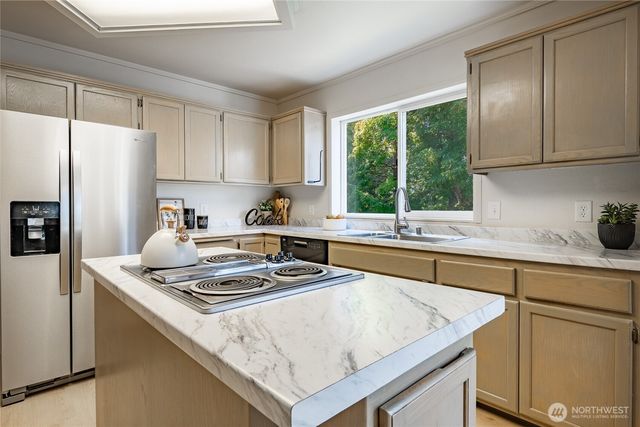 1117 W Racine Street, Bellingham, WA 98229