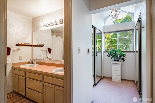 1117 W Racine Street, Bellingham, WA 98229