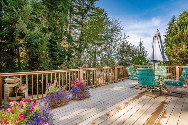 1117 W Racine Street, Bellingham, WA 98229