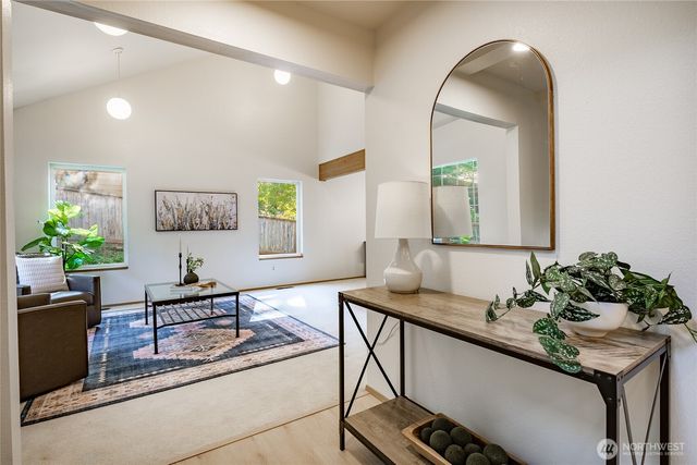 1117 W Racine Street, Bellingham, WA 98229