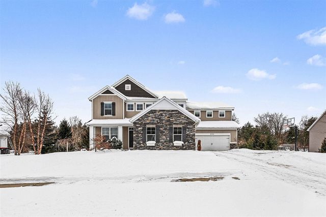 5531 Stanton Woods Drive, Hudsonville, MI 49426