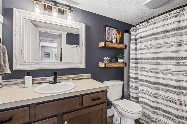 5531 Stanton Woods Drive, Hudsonville, MI 49426