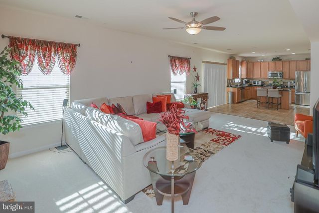 2975 KINCAID, Waldorf, MD 20603