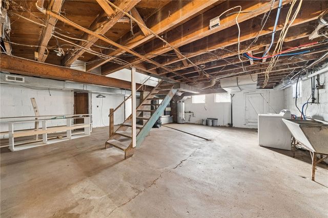 7209 Steubenville Pike, Oakdale, PA 15071