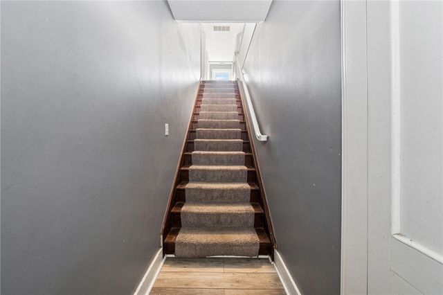 7209 Steubenville Pike, Oakdale, PA 15071