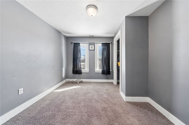 7209 Steubenville Pike, Oakdale, PA 15071