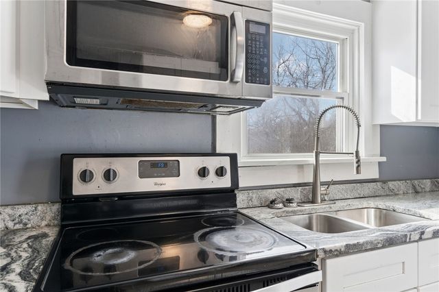 7209 Steubenville Pike, Oakdale, PA 15071