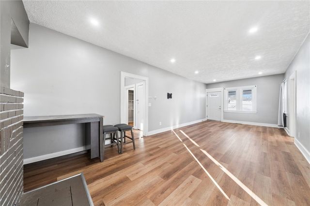 7209 Steubenville Pike, Oakdale, PA 15071