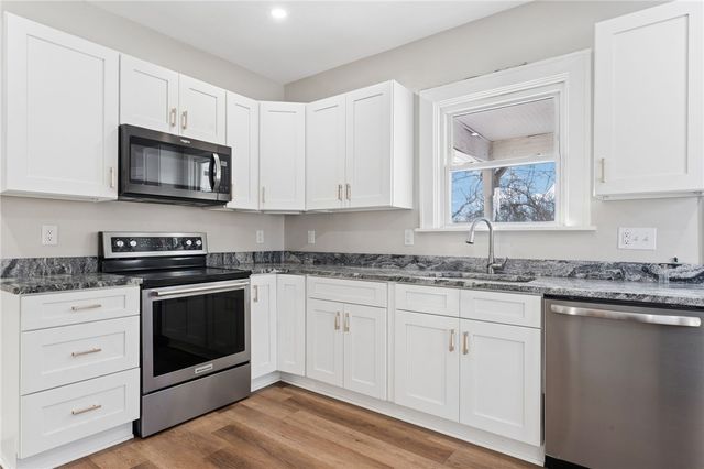 7209 Steubenville Pike, Oakdale, PA 15071