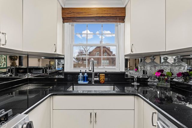 1393 Grayton St Street, Grosse Pointe Park, MI 48230