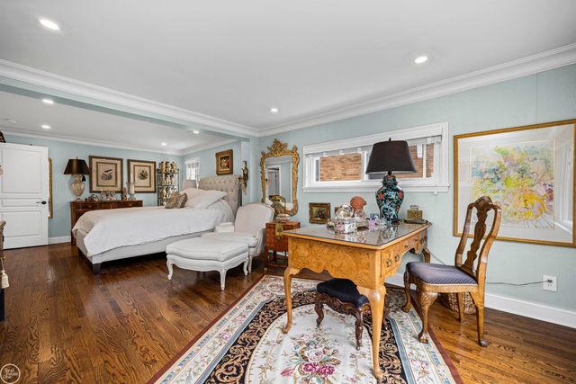 1393 Grayton St Street, Grosse Pointe Park, MI 48230