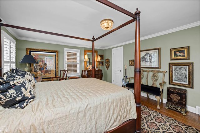 1393 Grayton St Street, Grosse Pointe Park, MI 48230