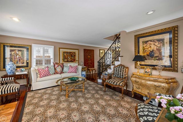 1393 Grayton St Street, Grosse Pointe Park, MI 48230