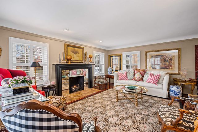 1393 Grayton St Street, Grosse Pointe Park, MI 48230