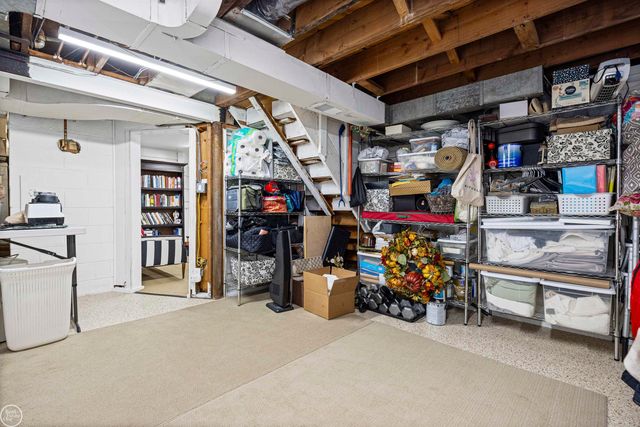 1393 Grayton St Street, Grosse Pointe Park, MI 48230