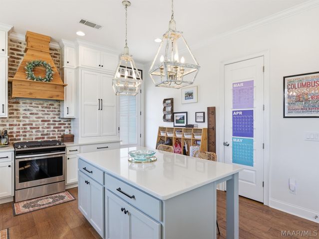 251 Forest Glen Drive, Pike Road, AL 36064