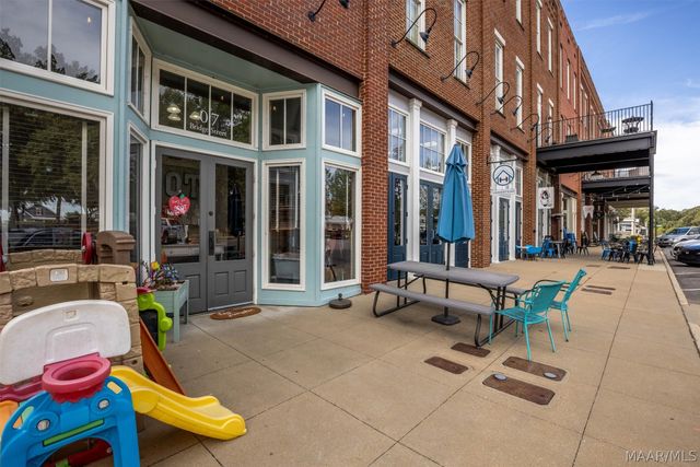 251 Forest Glen Drive, Pike Road, AL 36064