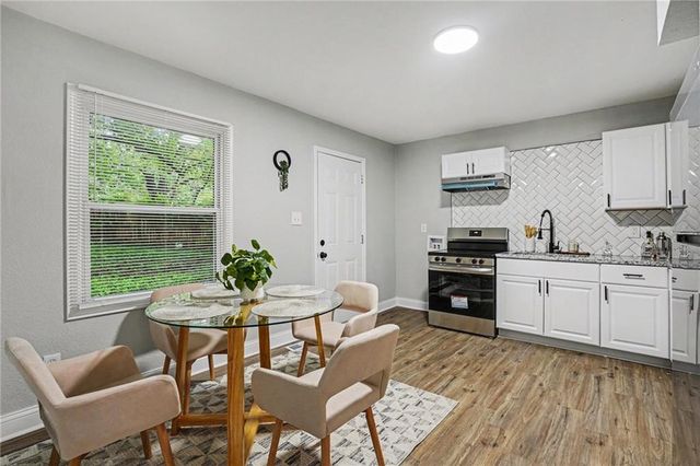 15407 White Avenue, Grandview, MO 64030