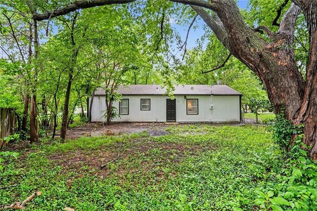 15407 White Avenue, Grandview, MO 64030