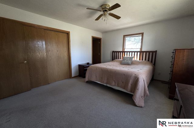 625 Arbor Court, Bennet, NE 68317