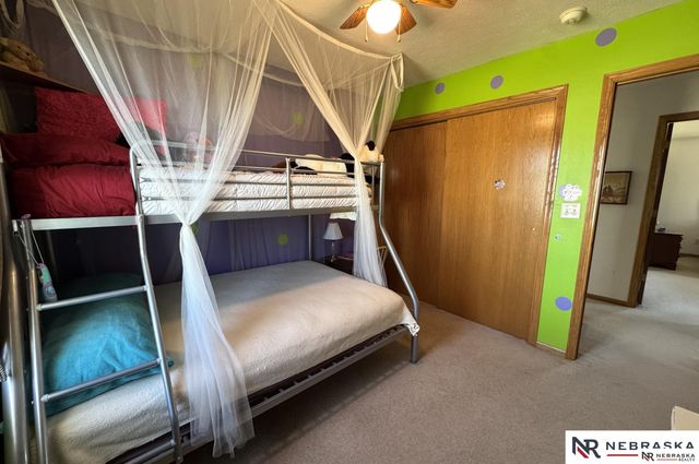 625 Arbor Court, Bennet, NE 68317