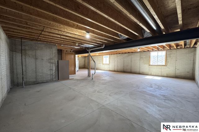 625 Arbor Court, Bennet, NE 68317