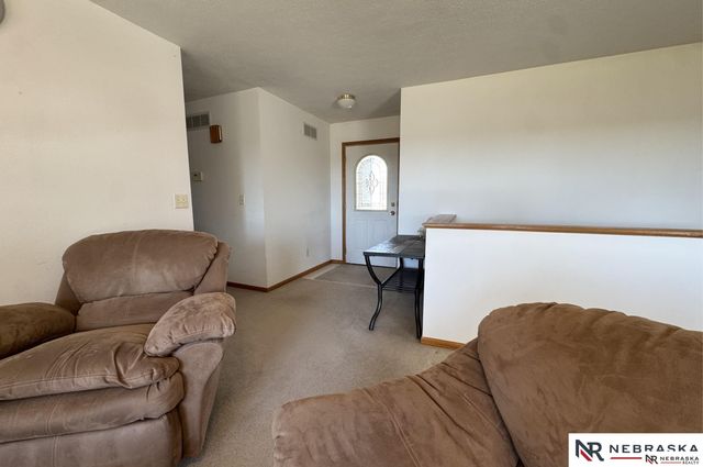 625 Arbor Court, Bennet, NE 68317