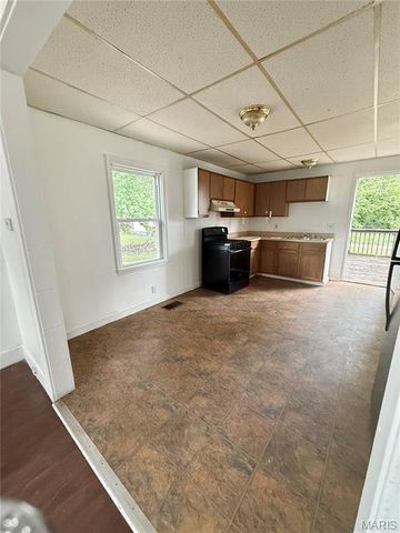 2412 BROMLEY Avenue, Granite City, IL 62040