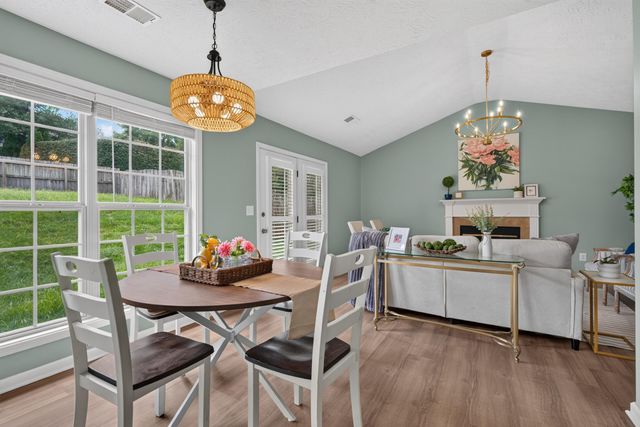 492 Alderbrook Way, Lexington, KY 40515