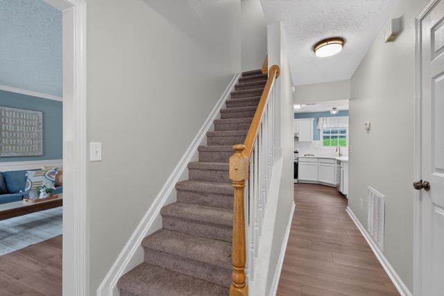 492 Alderbrook Way, Lexington, KY 40515