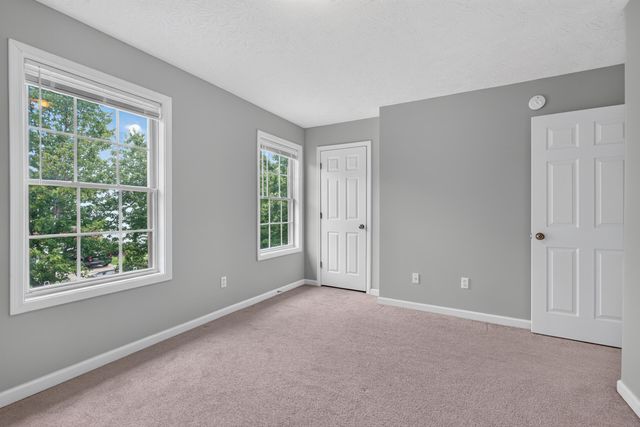 492 Alderbrook Way, Lexington, KY 40515