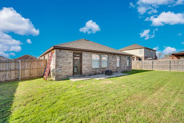 141 Ringneck Drive, Sanger, TX 76266