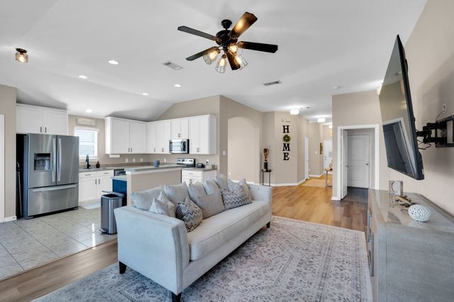 141 Ringneck Drive, Sanger, TX 76266