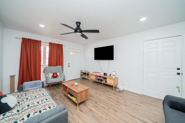 123 S Palmer Ave, Tyler, TX 75702