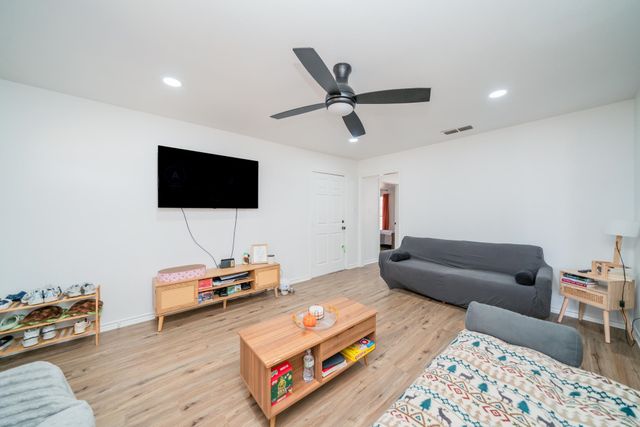 123 S Palmer Ave, Tyler, TX 75702