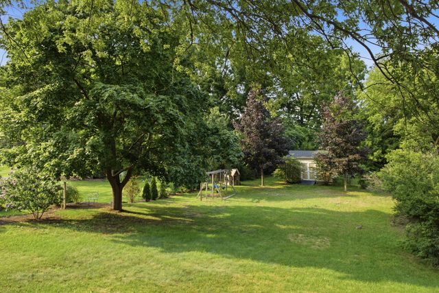 205 E Savidge Street, Spring Lake Vllg, MI 49456