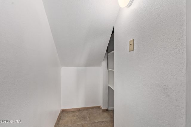 9804 N 4TH Avenue, Phoenix, AZ 85021
