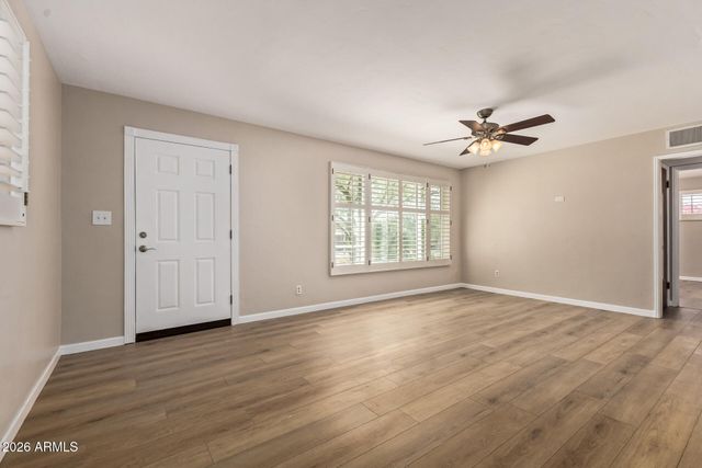 9804 N 4TH Avenue, Phoenix, AZ 85021