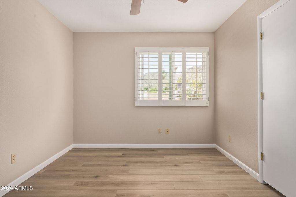 Image 38 of property listing at 9804 N 4TH Avenue, Phoenix, AZ 85021