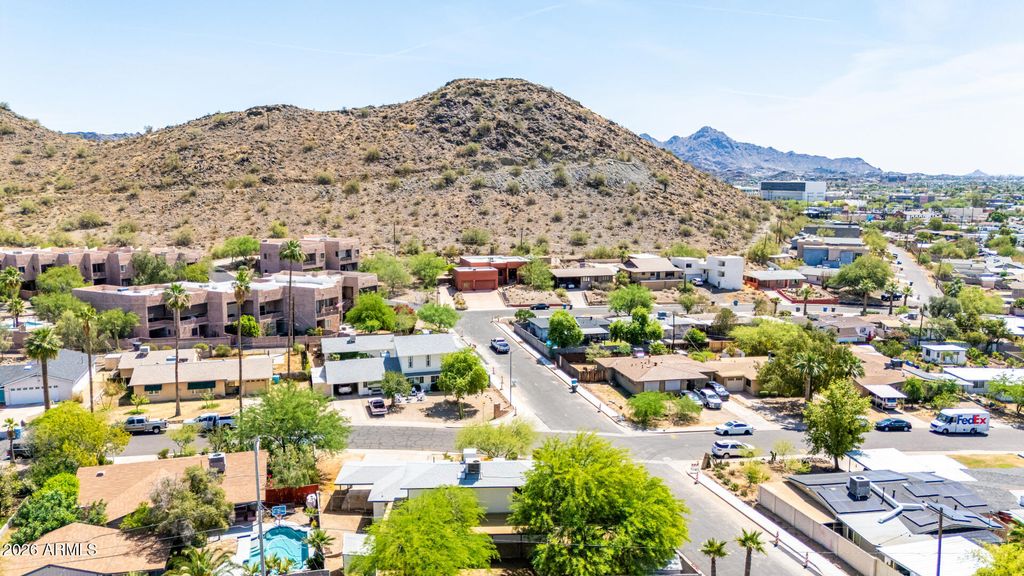 Image 48 of property listing at 9804 N 4TH Avenue, Phoenix, AZ 85021