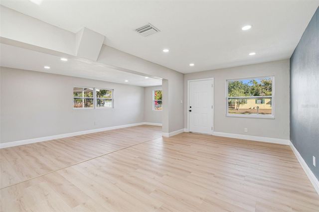 4903 S 79TH STREET, Tampa, FL 33619