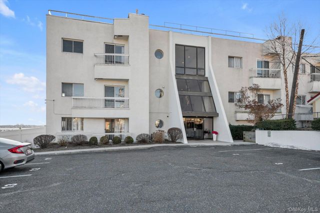 190 Schofield Street, Bronx, NY 10464