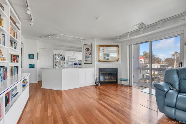 190 Schofield Street, Bronx, NY 10464