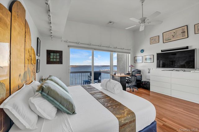 190 Schofield Street, Bronx, NY 10464