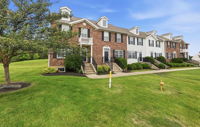 1075 Shady Lake Drive, Columbus, OH 43228