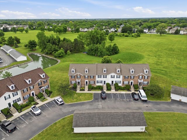 1075 Shady Lake Drive, Columbus, OH 43228