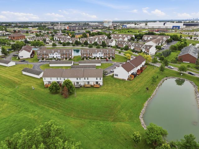 1075 Shady Lake Drive, Columbus, OH 43228