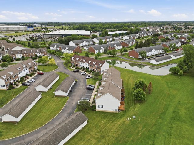 1075 Shady Lake Drive, Columbus, OH 43228