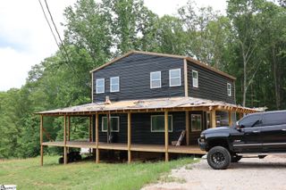 551 S Packs Mountain Road, Taylors, SC 29687