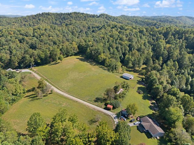 141 Parker Lane, Barbourville, KY 40906